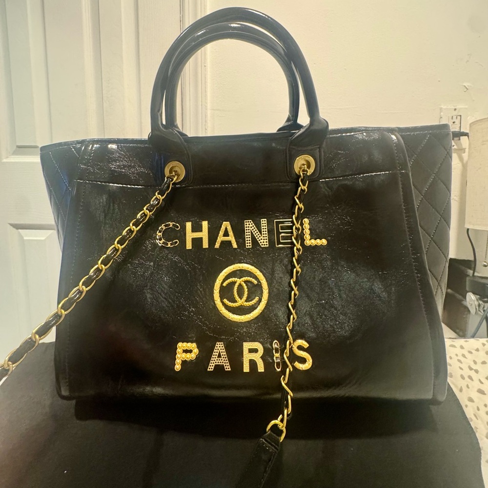 LV Deauville Shopper Tote with Gold Chain Details